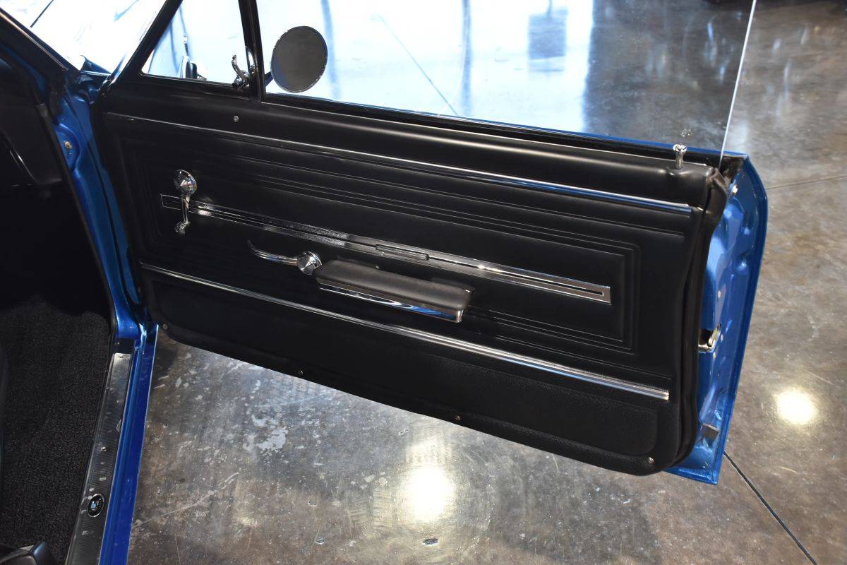 Chevrolet-chevelle-ss396-coupe-1966-blue-8