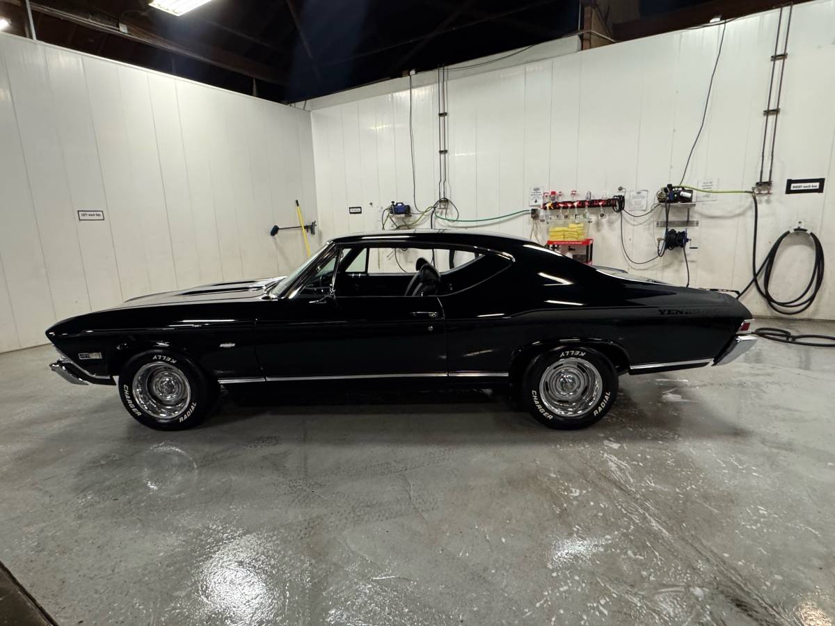 Chevrolet-chevelle-tribute-ss-1968-black-1