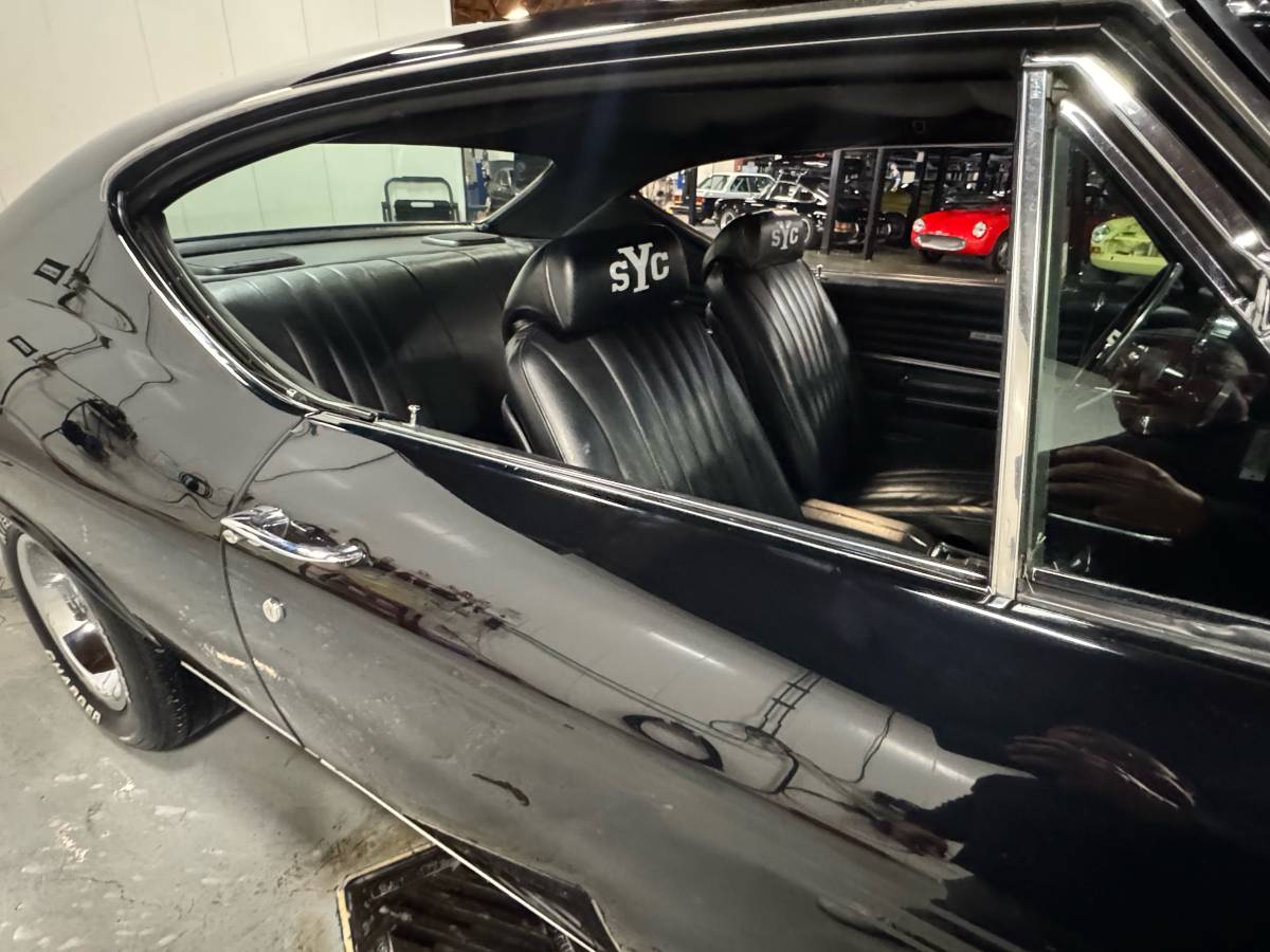 Chevrolet-chevelle-tribute-ss-1968-black-21