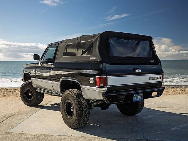 Chevrolet-chevy-blazer-1984-custom-10
