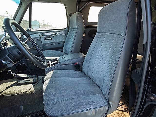 Chevrolet-chevy-blazer-1984-custom-22