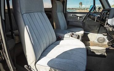 Chevrolet-chevy-blazer-1984-custom-3