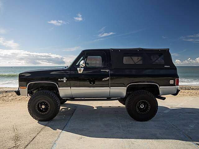 Chevrolet-chevy-blazer-1984-custom-6