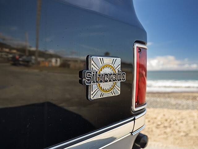 Chevrolet-chevy-blazer-1984-custom-9