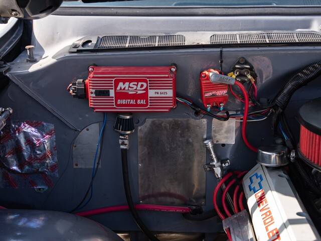 Chevrolet-chevy-c10-1974-custom-2