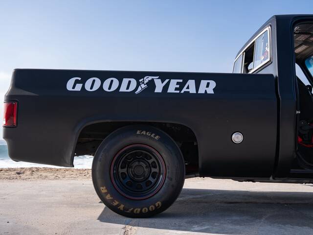 Chevrolet-chevy-c10-1974-custom-20