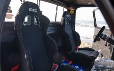 Chevrolet-chevy-c10-1974-custom-23