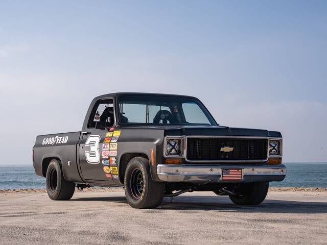 Chevrolet-chevy-c10-1974-custom-7