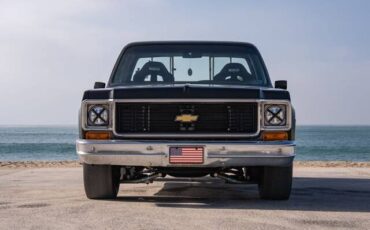 Chevrolet-chevy-c10-1974-custom-8