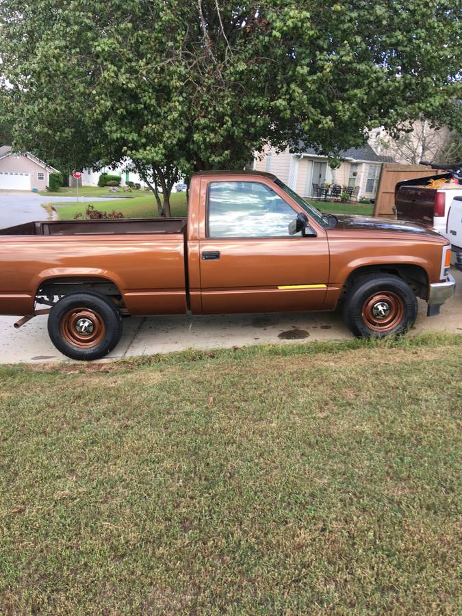 Chevrolet-cheyenne-1500-1990-brown-1