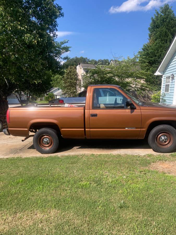 Chevrolet-cheyenne-1500-1990-brown-2
