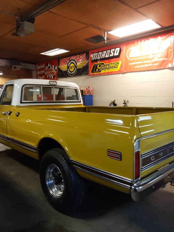 Chevrolet-cheyenne-1972-yellow-1