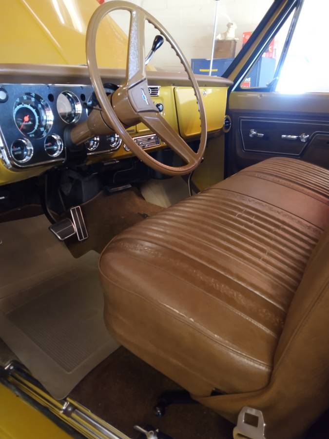 Chevrolet-cheyenne-1972-yellow-3