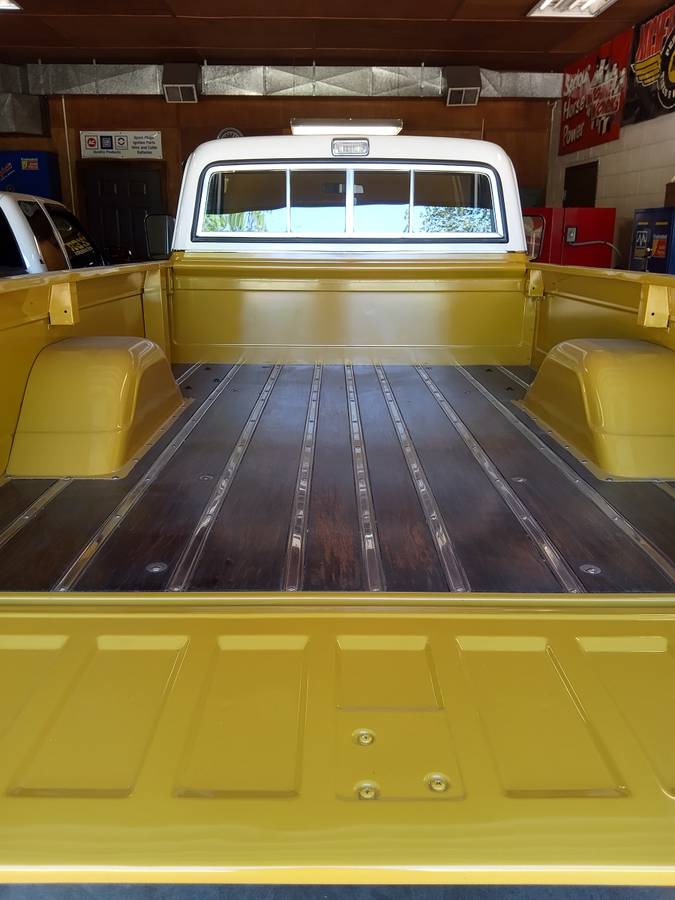 Chevrolet-cheyenne-1972-yellow-4