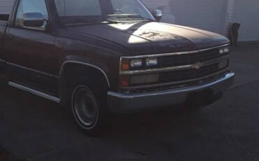Chevrolet-cheyenne-1988-red