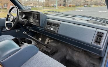 Chevrolet-cheyenne-1992-blue-4