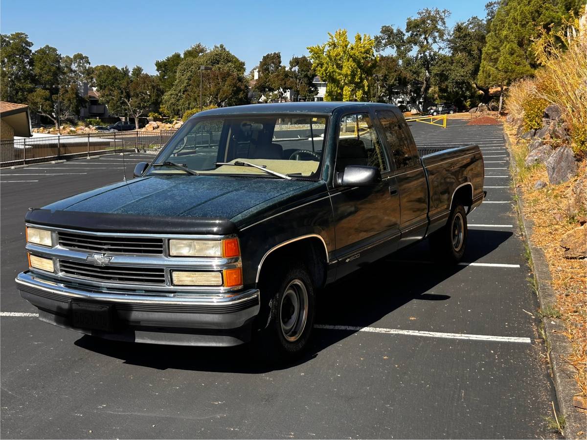 Chevrolet-cheyenne-1995-green-7