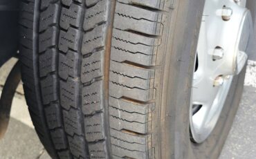 Chevrolet-cheyenne-2500hd-1996-white-16