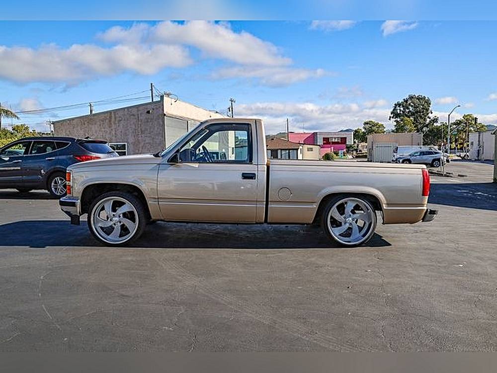 Chevrolet-ck-1500-1989-silver-12