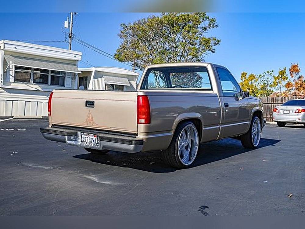 Chevrolet-ck-1500-1989-silver-18
