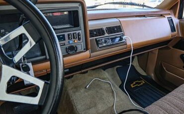 Chevrolet-ck-1500-1989-silver-2