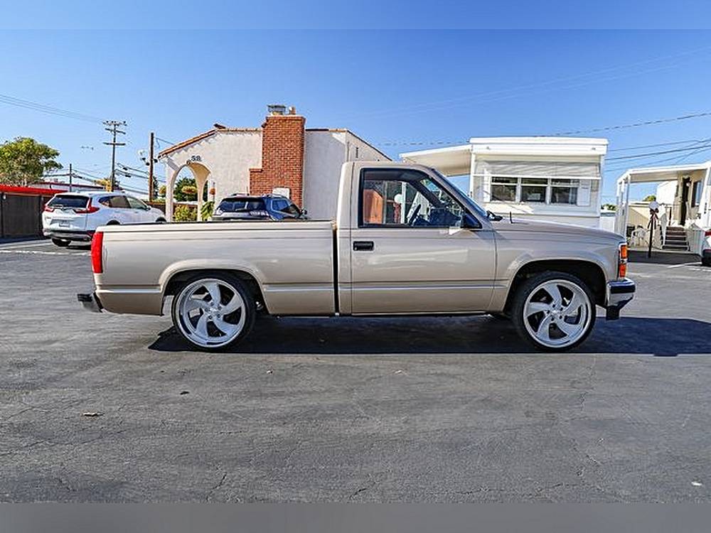 Chevrolet-ck-1500-1989-silver-9
