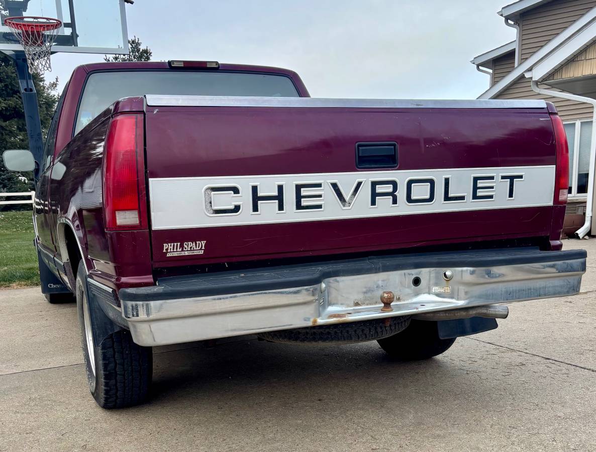 Chevrolet-ck-1500-1994-red-2