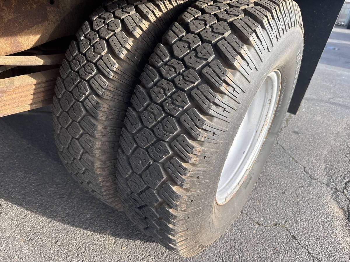 Chevrolet-ck-3500-series-1990-black-9