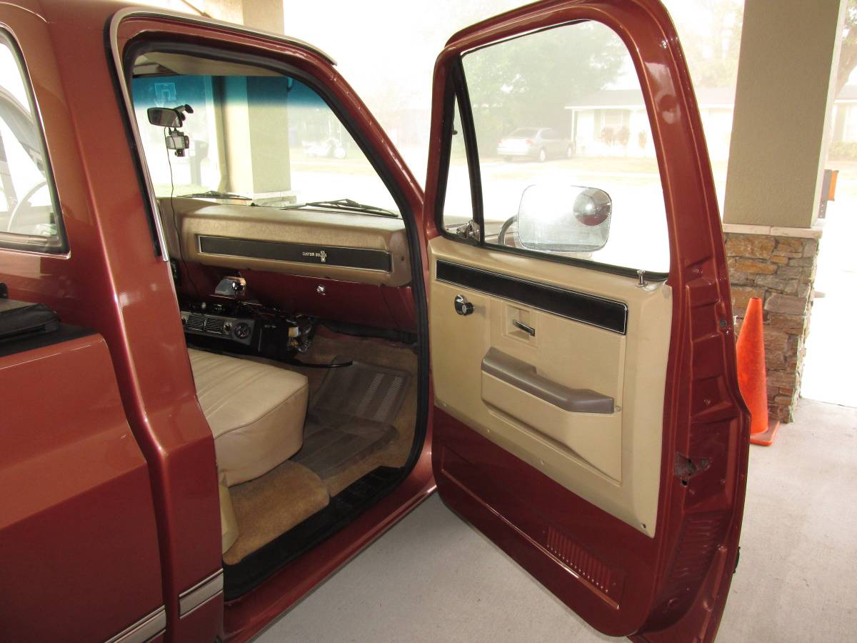 Chevrolet-ck-pickup-12-ton-1983-9