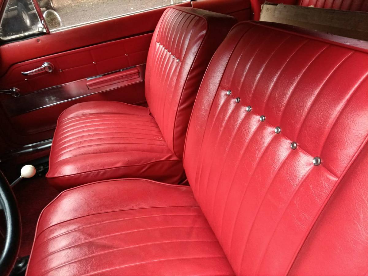 Chevrolet-corvair-1962-white-1