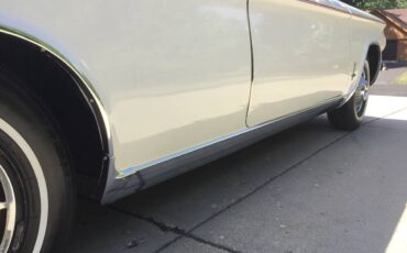 Chevrolet-corvair-convertible-1962-white-10