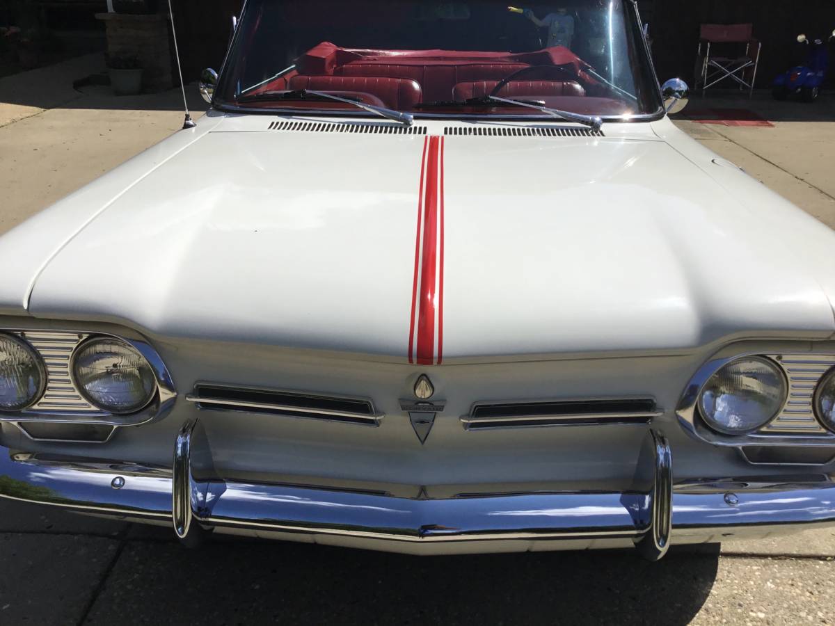 Chevrolet-corvair-convertible-1962-white-14