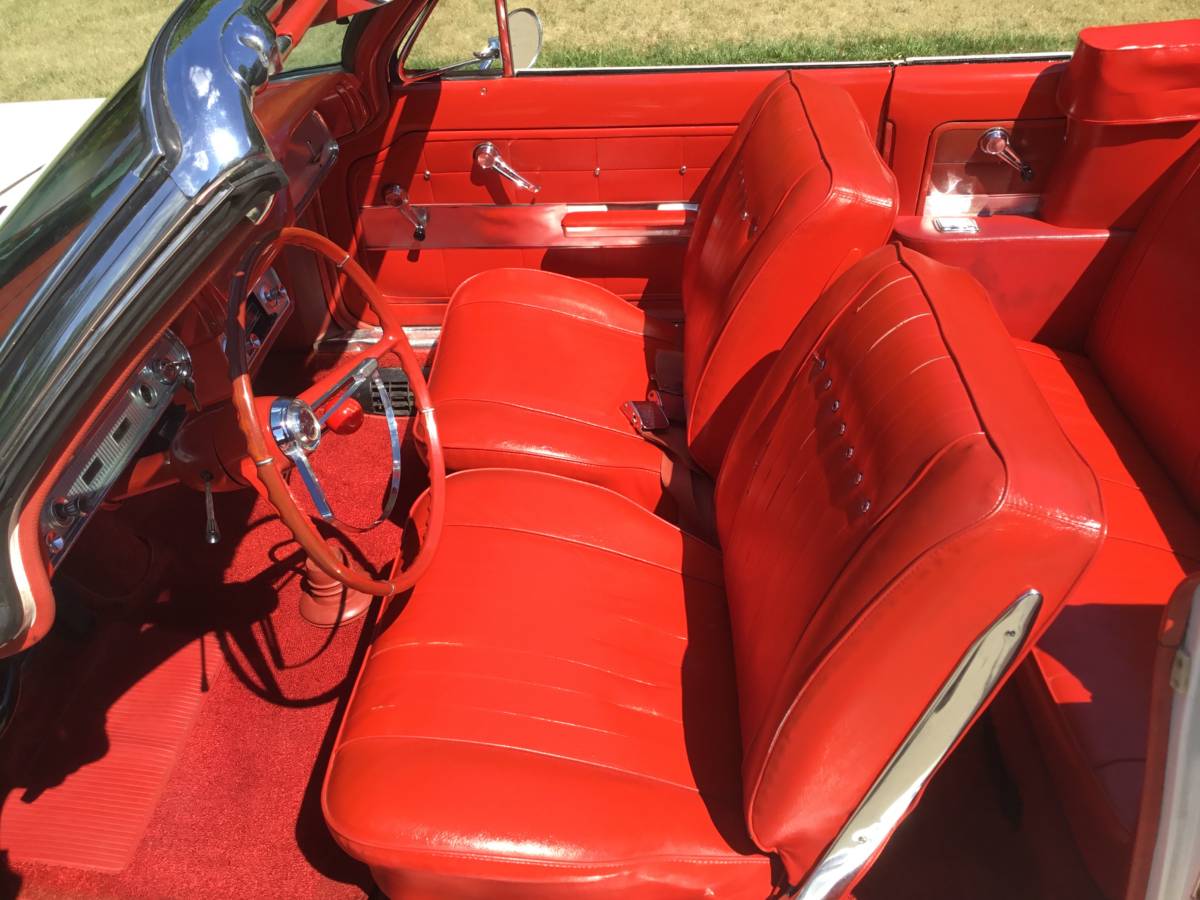 Chevrolet-corvair-convertible-1962-white-20