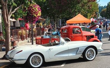 Chevrolet-corvette-1960-3