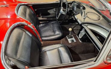 Chevrolet-corvette-1961-red-10