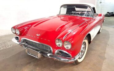 Chevrolet-corvette-1961-red-15