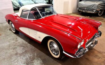 Chevrolet-corvette-1961-red-18