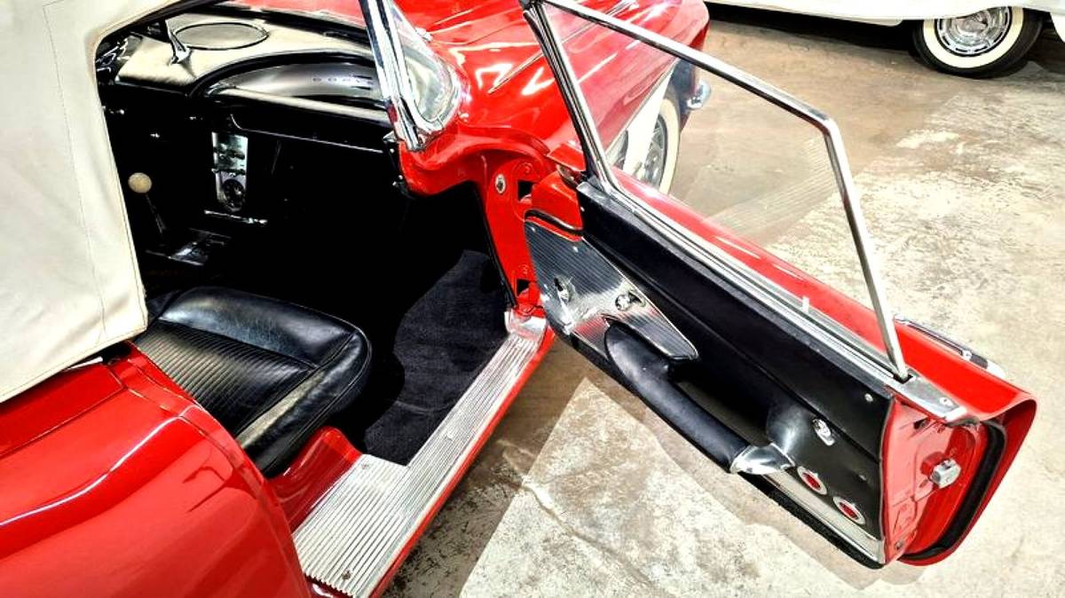 Chevrolet-corvette-1961-red-22