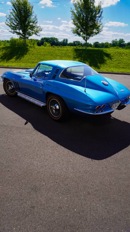 Chevrolet-corvette-1965-blue-13