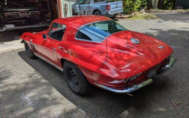 Chevrolet-corvette-1966-red-2