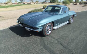 Chevrolet-corvette-1967-blue