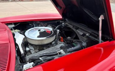 Chevrolet-corvette-1967-red-1