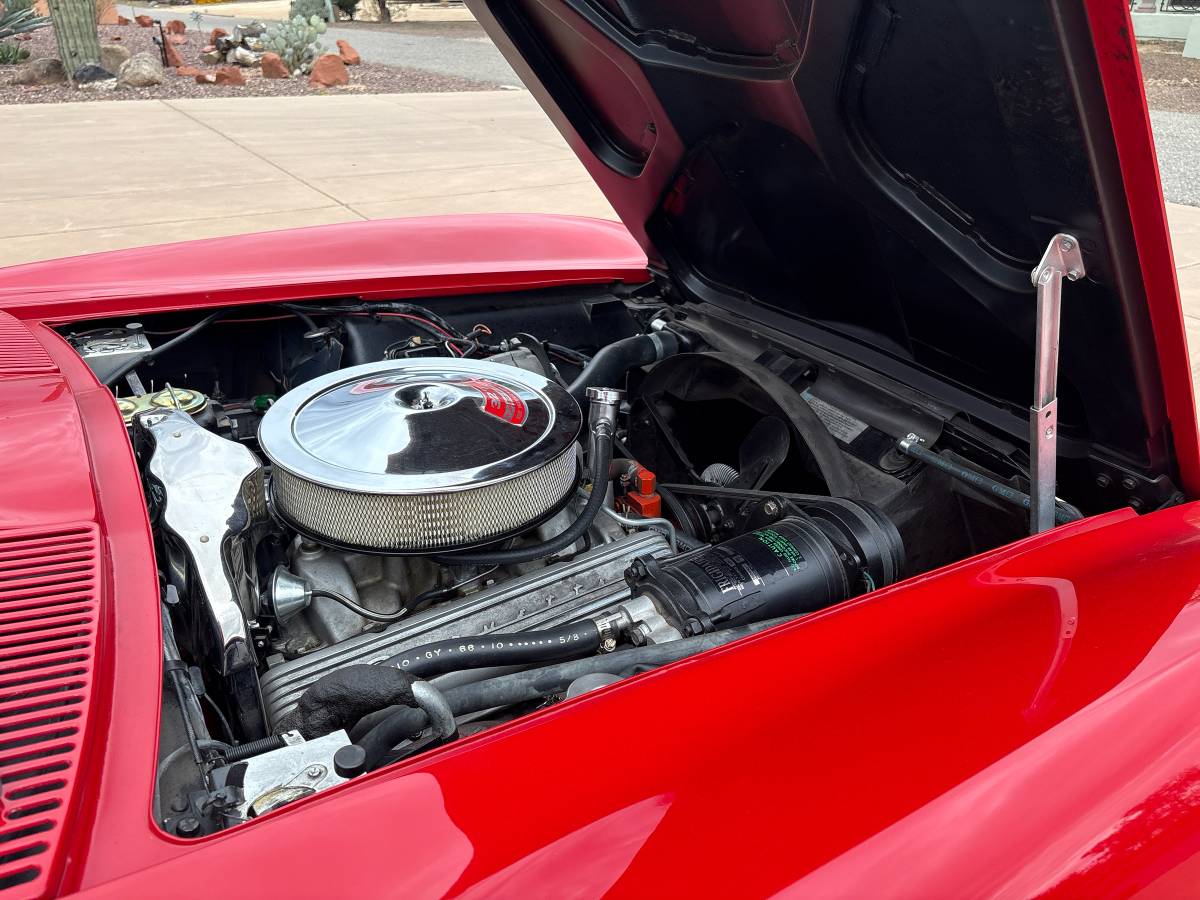 Chevrolet-corvette-1967-red-1