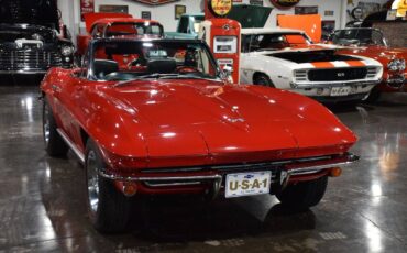 Chevrolet-corvette-1967-red-10