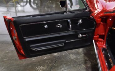 Chevrolet-corvette-1967-red-13