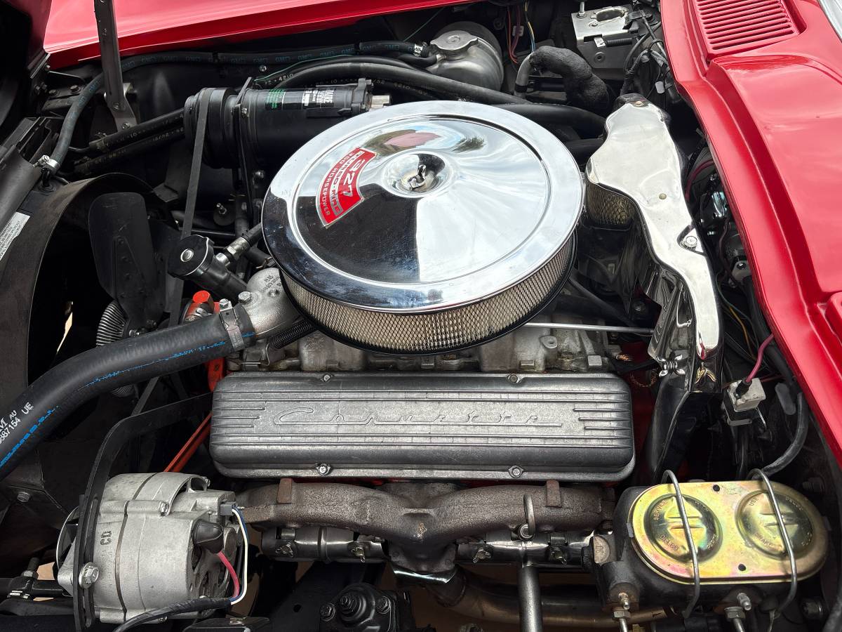 Chevrolet-corvette-1967-red