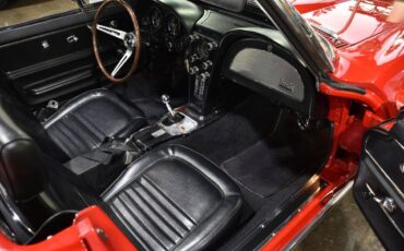 Chevrolet-corvette-1967-red-8