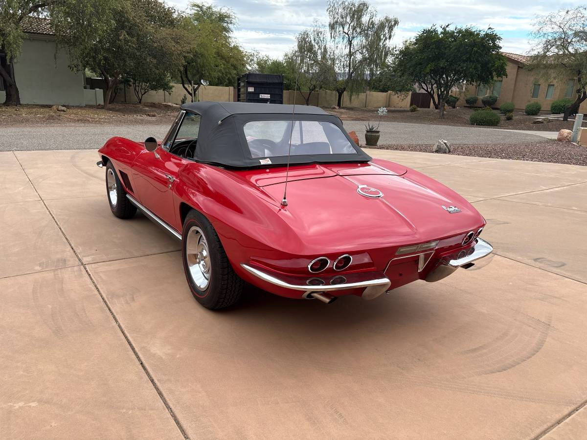 Chevrolet-corvette-1967-red-9