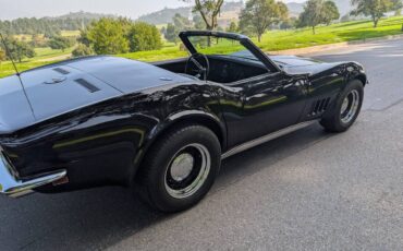 Chevrolet-corvette-1968-black-11