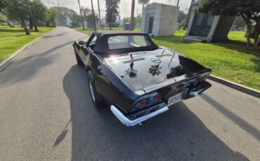 Chevrolet-corvette-1968-black-2